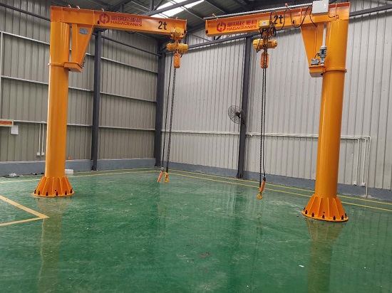 豪鋼為中船重工704研究所定制2噸懸臂吊安裝完畢